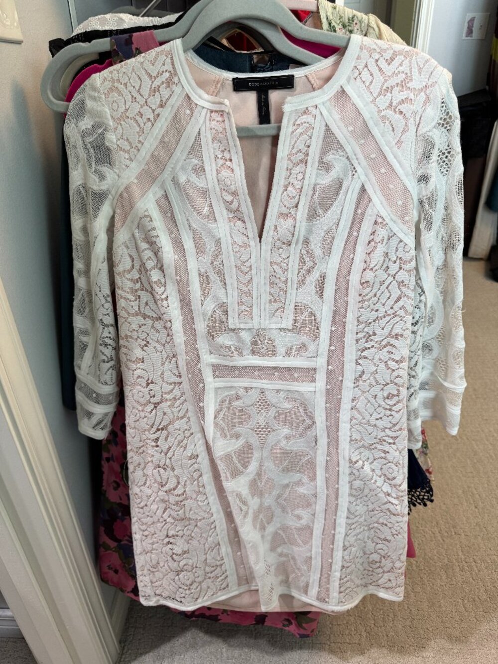 BCBGMAXAZRIA White Geometric Mesh Inset Lace 3/4 Sleeve Dress